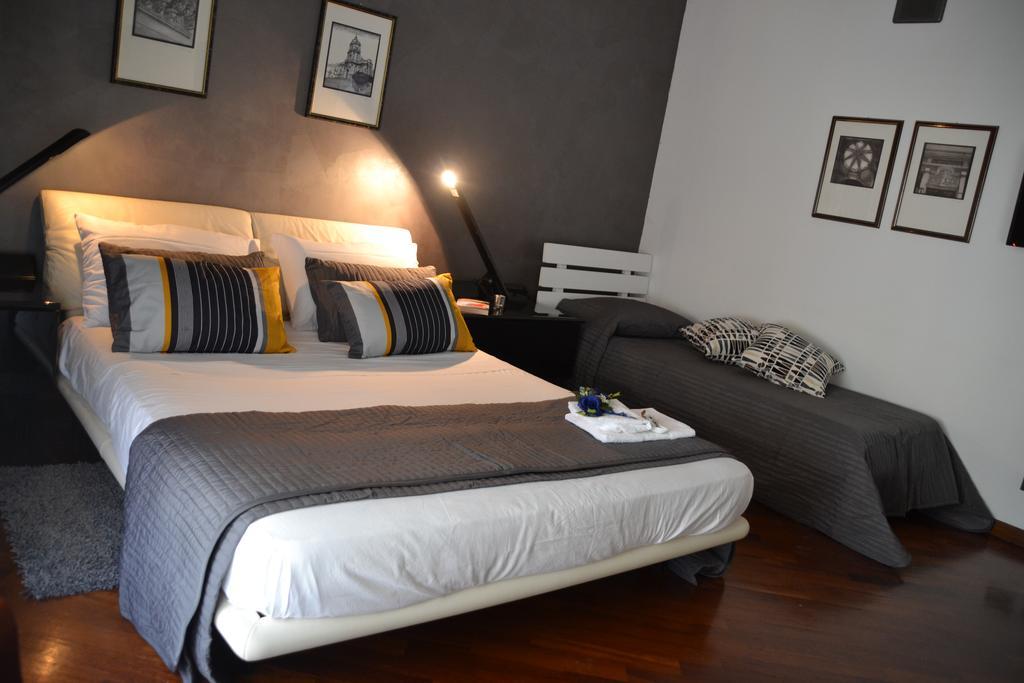 Super Attico B&B 코미소 외부 사진